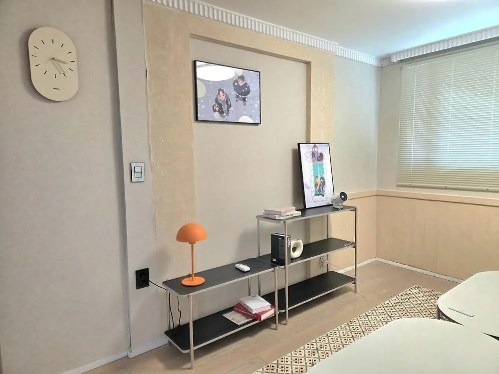 *** Wisma tamu Eulwangri Hana Pension Incheon Korsel